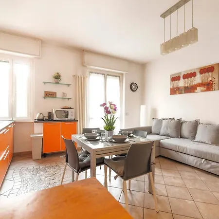 アパート Martesana Flat With Balcony - M1 Gorla And Turro *